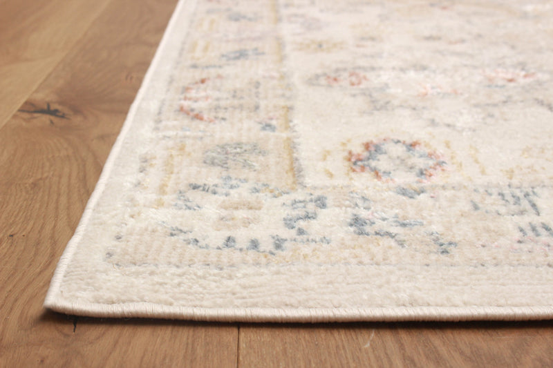 Carpette longue Rococo ivoire - 2 pi 8 po x 8 pi 2 po  