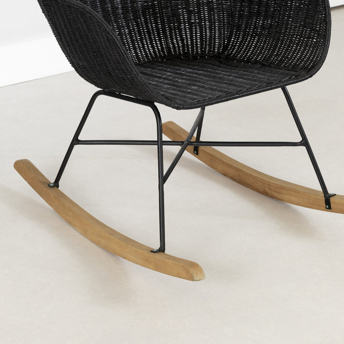 Chaise berçante Balka en rotin - noire