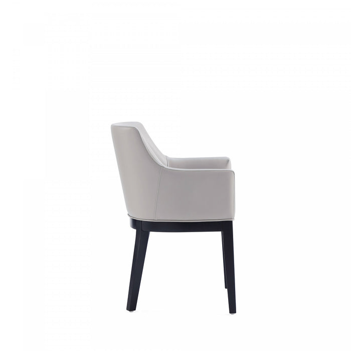 Fauteuil en bois moderne Gansevoort en cuir vegetalien gris clair - Lot de 2