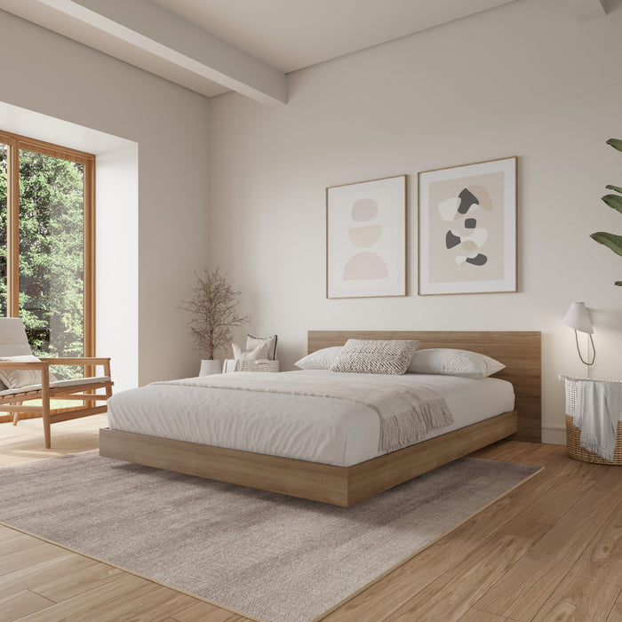 Lit plateforme bas Satori avec tete de lit Queen