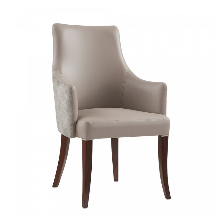 Fauteuil moderne Connie en cuir vegetalien et velours avec accoudoirs en bois, taupe - Lot de 2