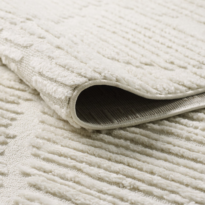 Carpette à poil long Quinto crème à motif de grands treillis - 6 pi 3 po x 9 pi 