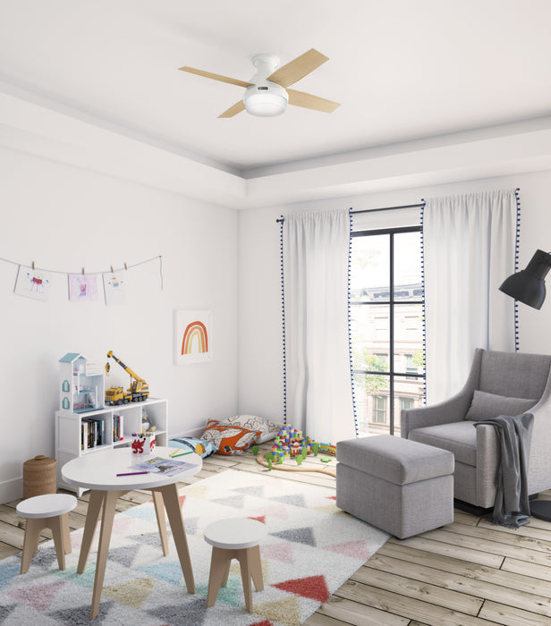 Ventilateur de plafond Dempsey à profil bas avec luminaire - Blanc