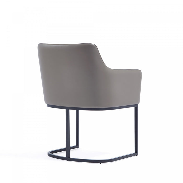 Fauteuil moderne en metal et cuir vegetalien Serena en taupe - Lot de 2