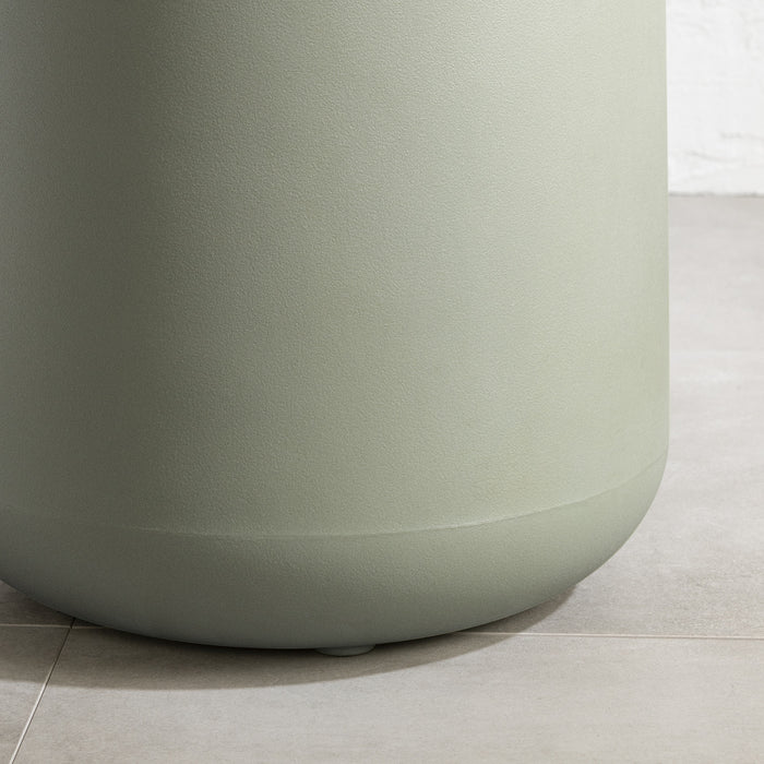 Dalya Table d’appoint de jardin ronde Vert sauge, de Meubles South Shore