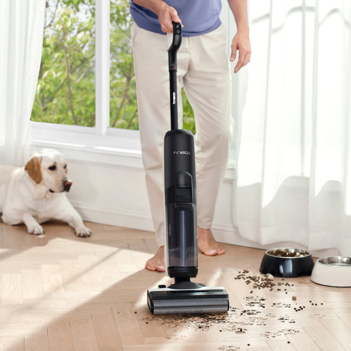 Aspirateur-balai et nettoyeur de plancher sans fil de série 6 de Tineco avec technologie FlashDry et vadrouille - FW144100US