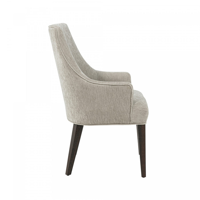 Fauteuil moderne en bois Beever avec accoudoirs en chenille, coloris taupe