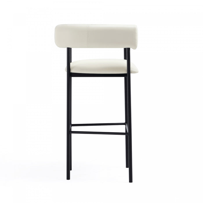 Tabouret de bar contemporain Onda en cuir vegetalien et metal, rembourre, coloris ivoire