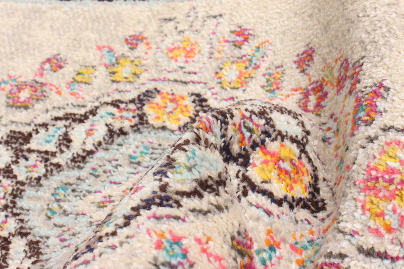 Tapis de Couloir Traditionnel Lea 2'8\" x 8'2\" en Ivoire