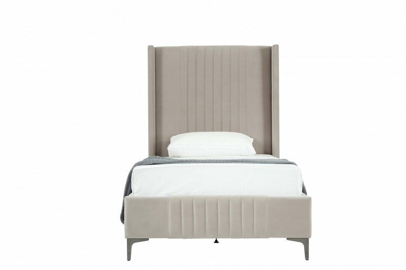 Lit jumeau Promenade de style mi-siecle moderne en velours capitonne, finition taupe rustique
