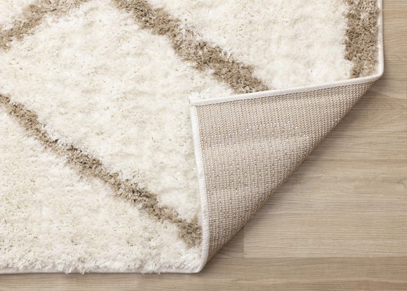 Carpette à poil long douce Taylor - 7 pi 10 po x 10 pi 6 po