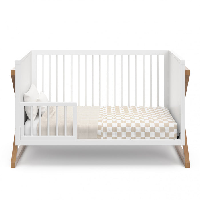 Storkcraft Equinox Lit de bebe convertible 3-en-1 - Blanc avec vintage bois clair