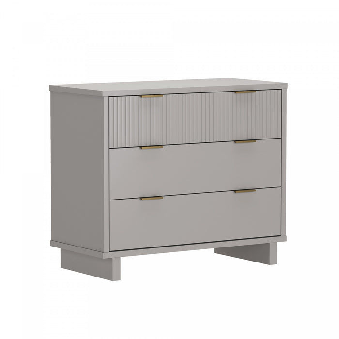 Commode contemporaine Elara 38\" en bois massif, gris clair (3 tiroirs)