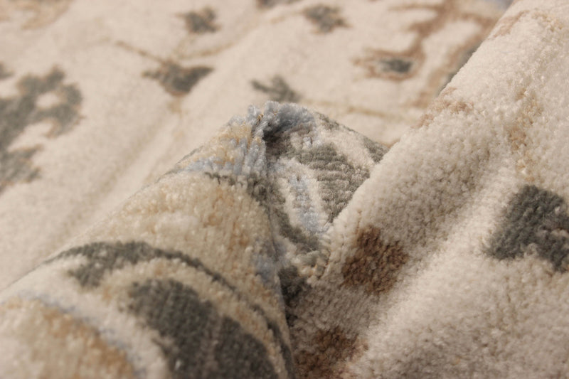 Carpette Gloria ivoire - 8 pi 0 po x 10 pi 0 po  