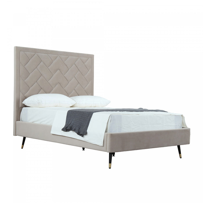 Lit double moderne Crosby en velours capitonne coloris grege
