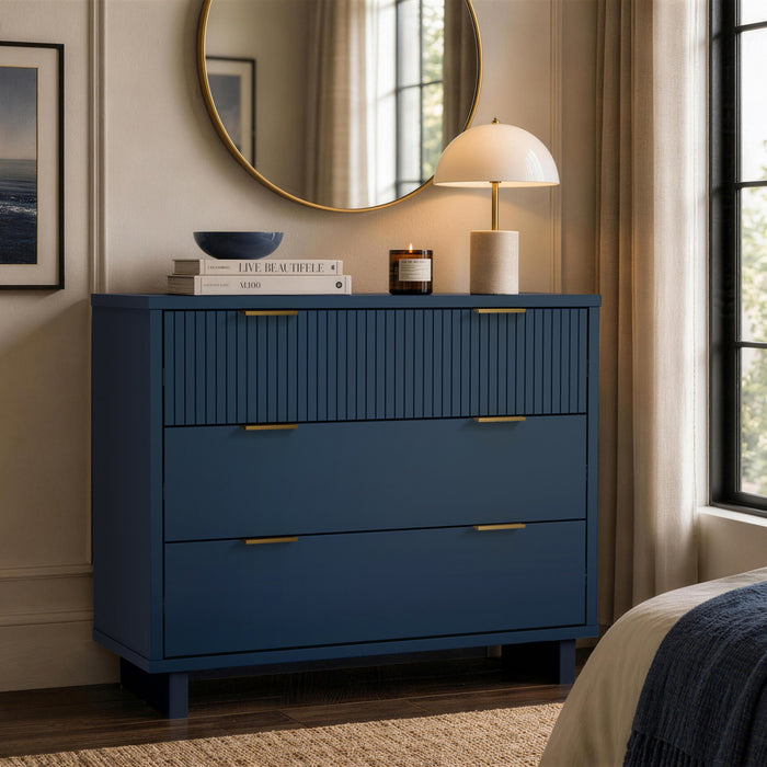 Commode contemporaine Elara 38\" en bois massif bleu minuit (3 tiroirs)