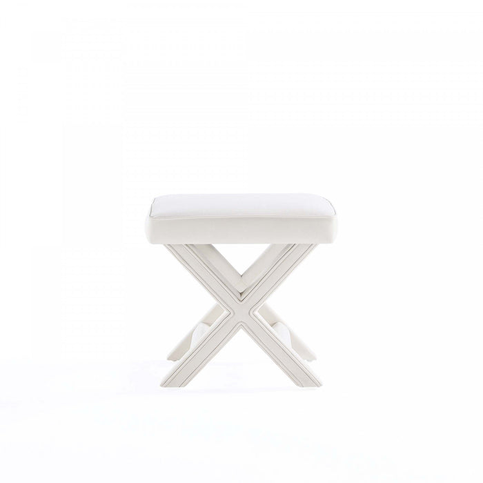Banc d’appoint Abigail style milieu du siecle moderne en velours creme