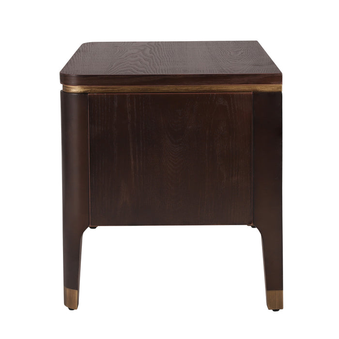 La table de nuit moderne Liam avec design en vague et 2 tiroirs de rangement, couleur brun fonce