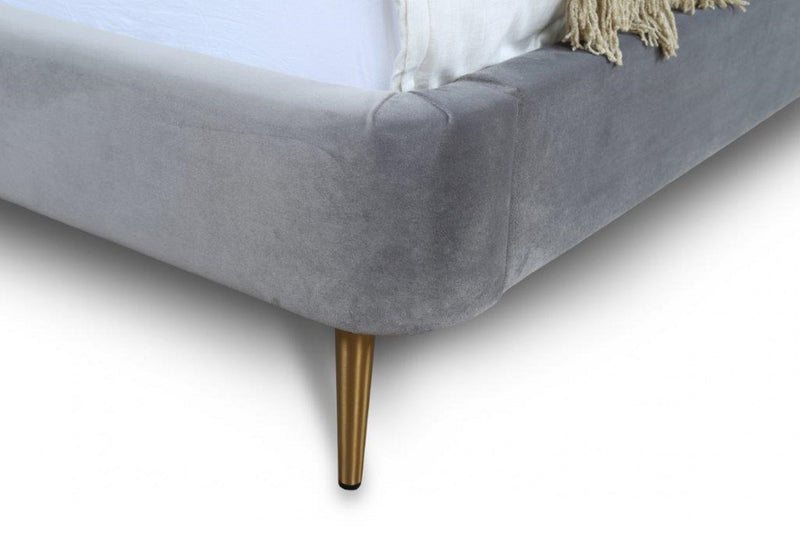 Lit Queen Heather style milieu du siecle moderne, rembourre en velours gris et or