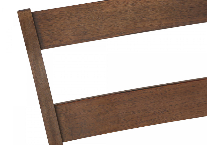 Ensemble de 2 chaises de salle à manger de style transitionnel avec tissu brun et pattes en bois noyer pour la cuisine et la salle à manger