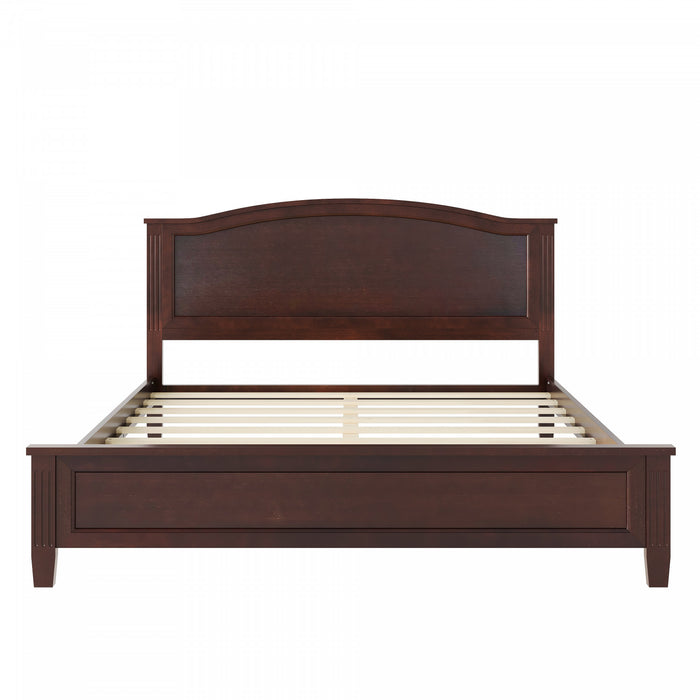 Lit plateforme Benson en bois massif format Queen avec tete de lit elegante, brun