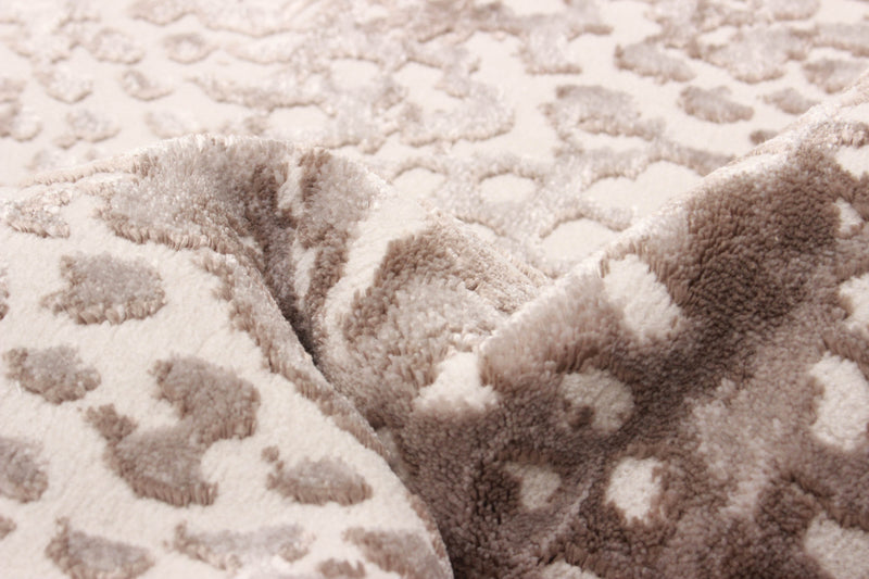 Carpette Sarah ivoire - 5 pi 0 po x 8 pi 0 po  