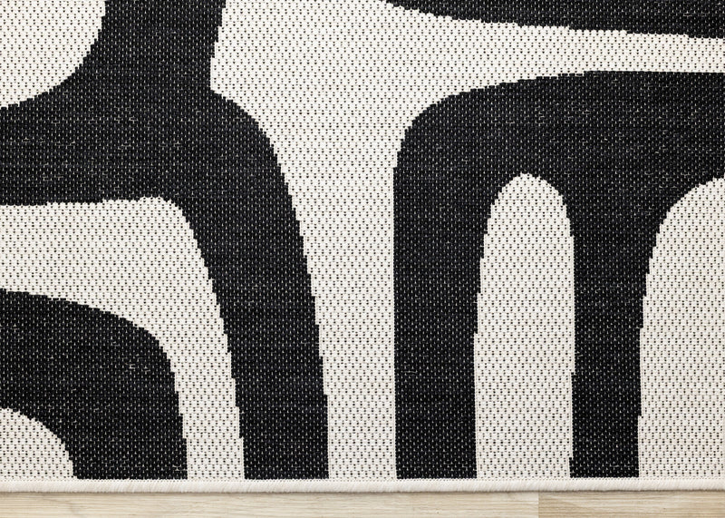 Tapis d'exterieur Jackson a lignes abstraites noires et blanches, 7'10\" x 10'6\"