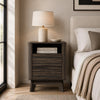 Orlen Mid-Century Modern 2-Drawer Multi-Purpose Nightstand & End Table in Jacobean Walnut | Table de chevet et bout de canape polyvalent Orlen mi-siecle moderne a 2 tiroirs en noyer Jacobean