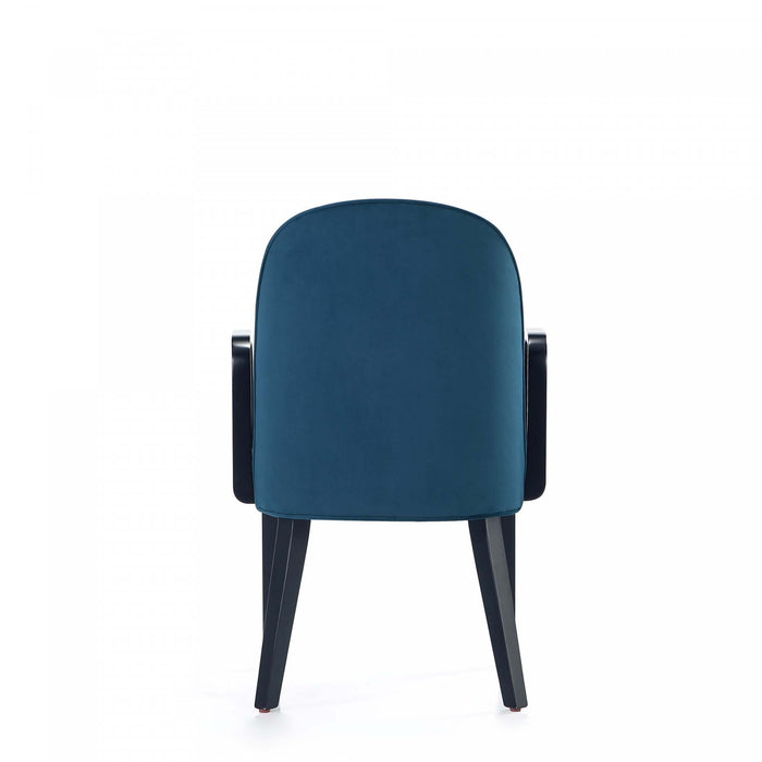 Fauteuil moderne en bois Hillman avec accoudoirs et revetement bleu