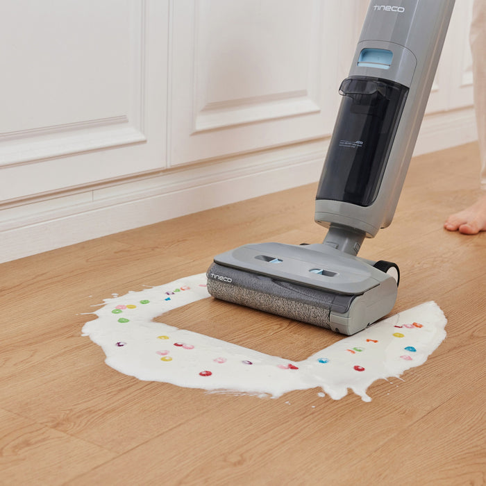 Aspirateur-balai et nettoyeur de plancher sans fil GH303 H2O Sense de Tineco avec détection de dégât - FW1A0200US