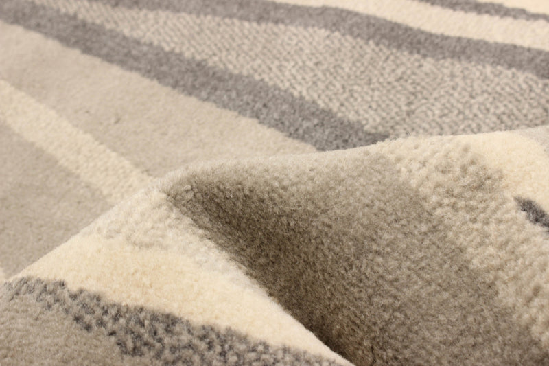 Carpette Mirage grise - 5 pi 0 po x 8 pi 0 po