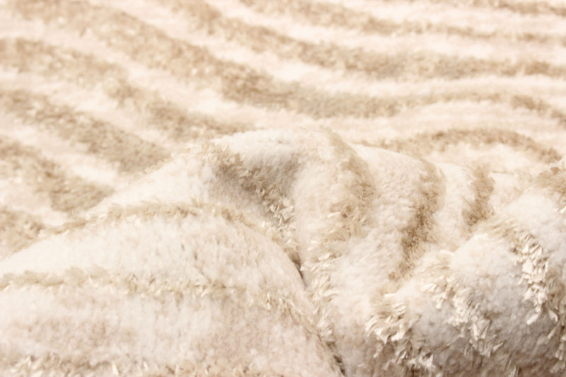 Carpette Kamala ivoire - 5 pi 0 po x 8 pi 0 po