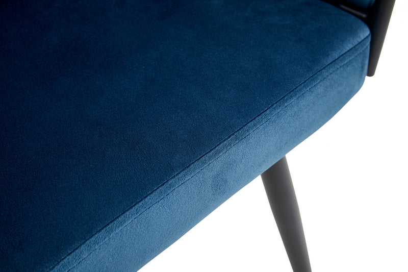 Chaise de salle à manger avec accoudoirs Hildy en velours bleu (ensemble de 2)