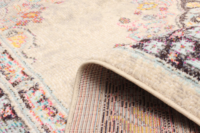 Tapis Traditionnel Lea 5'0\" x 8'0\" en Ivoire
