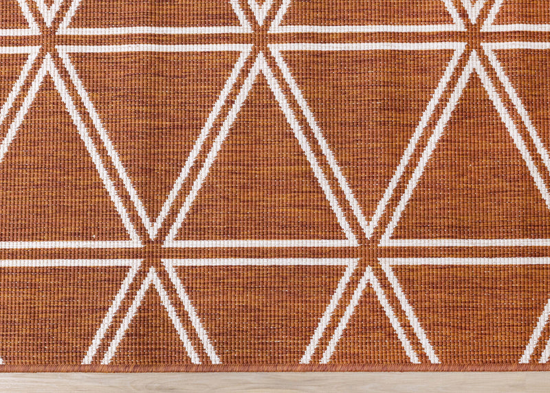 Carpette Brooke à motif de diamants géométriques pour l'extérieur - 5 pi 3 po x 7 pi 7 po