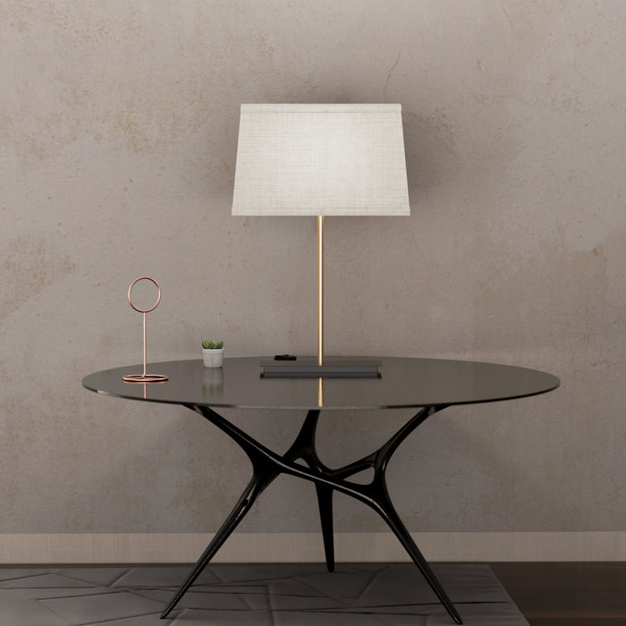 Lampe de table carrée classique dorée de 24 po avec abat-jour texturé