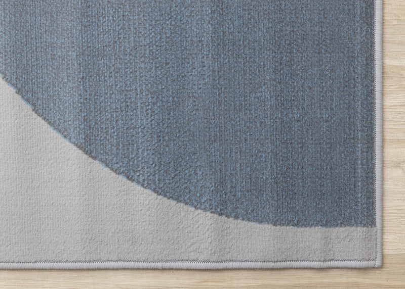 Carpette Forte bleue, grise et blanche à motif géométrique de demi-cercles - 7 pi 9 po x 10 pi 6 po