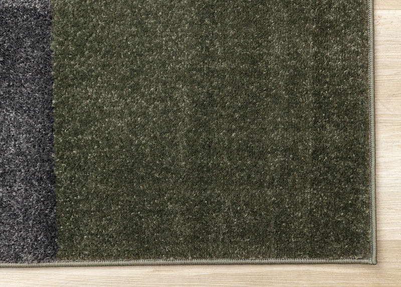 Carpette moderne Marley verte, grise et blanche à motif géométrique - 5 pi 3 po x 7 pi 7 po