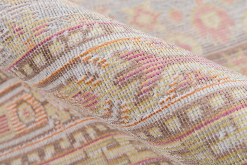 Tapis Traditionnel Poppy 4'0\" x 6'0\" en Rose