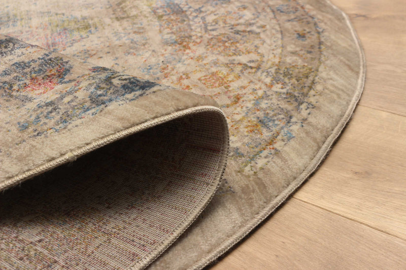 Tapis Traditionnel Ethel 5'0\" x en Multi