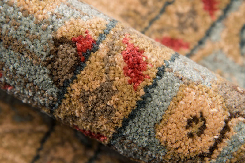 Tapis Traditionnel Lynda 7'10\" x 9'10\" en Ivoire