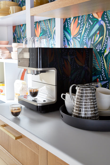 Machine à espresso Milk Perfection CM 6360 de Miele noir obsidienne avec fini acier métallique pur