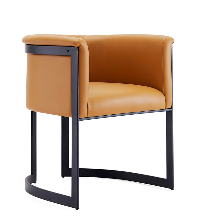Chaise de salle à manger Corso de Manhattan Comfort en similicuir avec armature en métal - tan