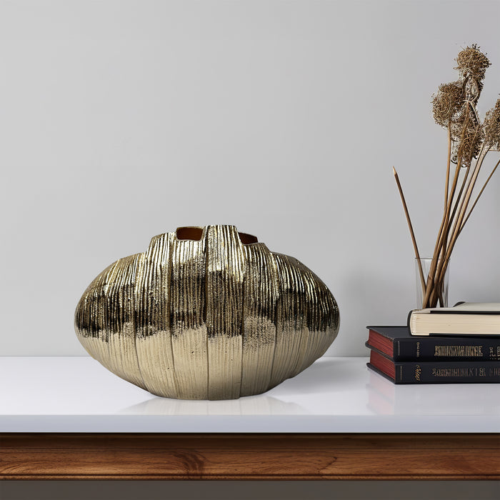 Petit vase Pavia de 8 po en métal - doré