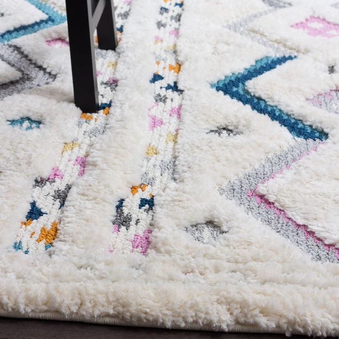 Carpette Lola à motifs de chevrons 7 x 10