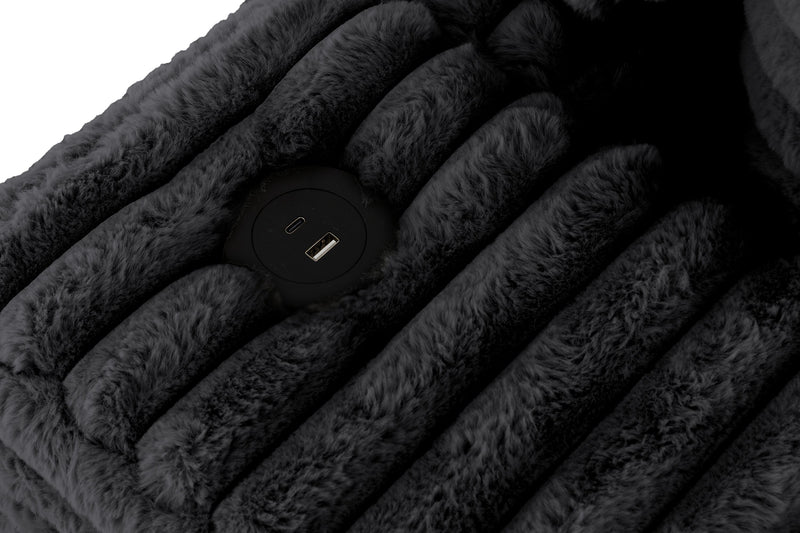 Sofa sectionnel Alto 2 pièces en tissu de fausse fourrure très douce avec deux porte-gobelets et ports USB - ebony