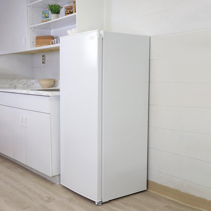 Congélateur vertical compact Koolatron de 5,3 pi3 - KTUF160