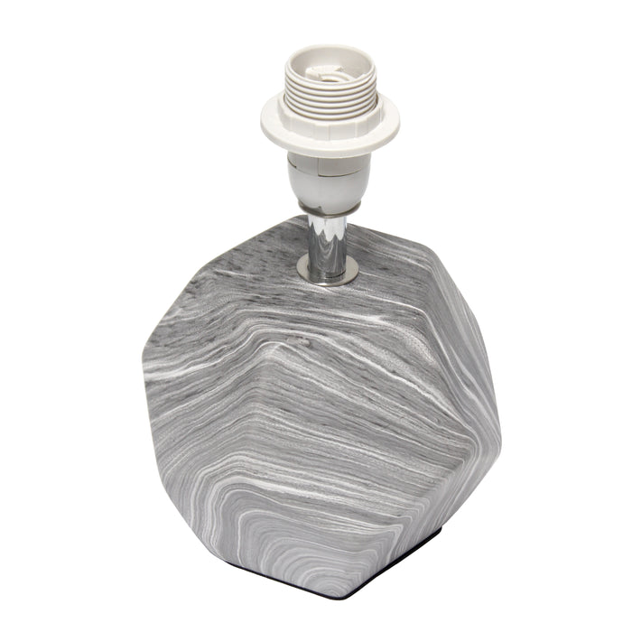 Mini lampe de table en forme de prisme arrondi de Simple Designs avec abat-jour en tissu blanc - marbre