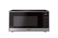 Four à micro-ondes GeniusMD évolué de Panasonic avec technologie Inverter cyclonique - acier inoxydable - NNST765SC