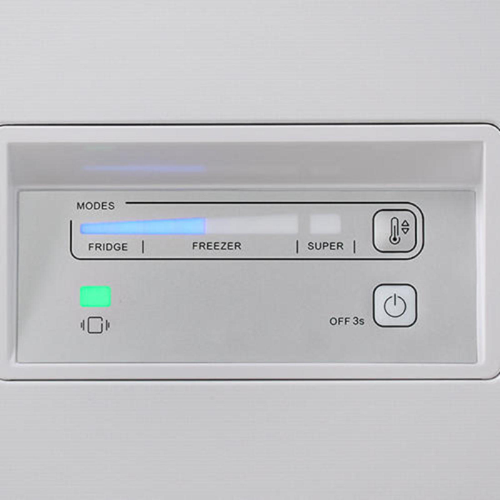 Congélateur coffre Amana de 16 pi3 avec système de commande de température à l’avant - blanc - AZCC2316TW